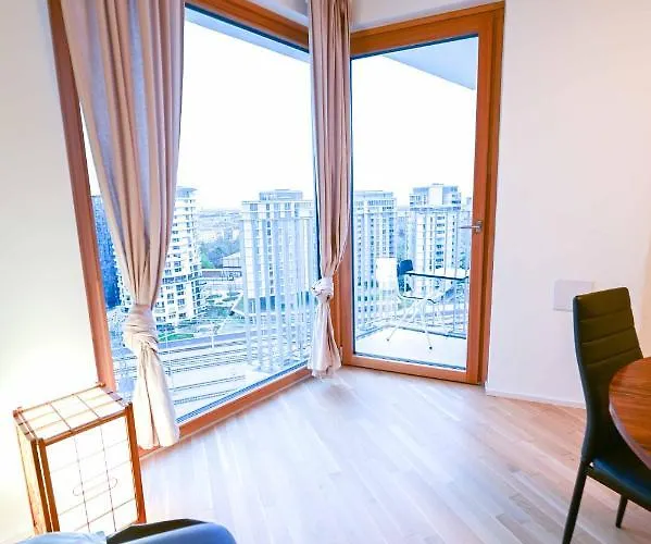 Апартаменти Station Loft - Amazing View In Center - Jupihome